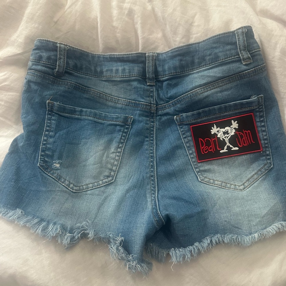 Upcycled Pearl Jam patch denim shorts sz.M